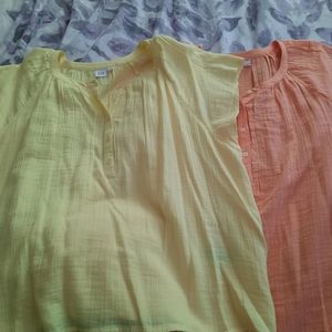 Bundle of 2 new Gap t-shirts